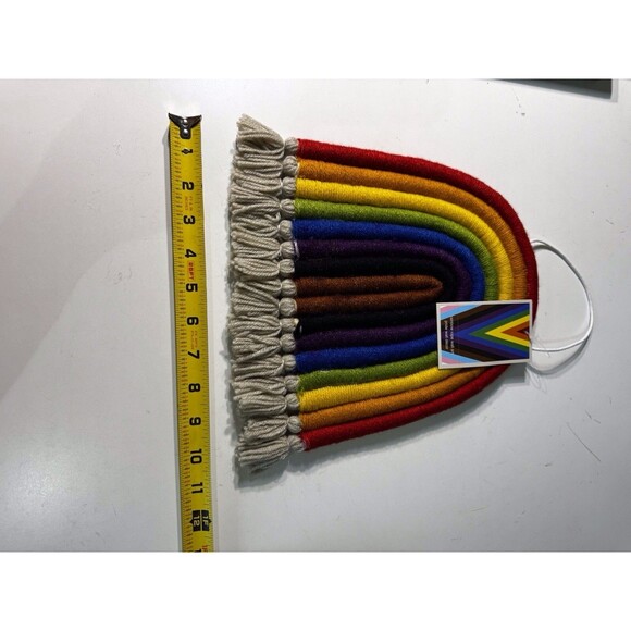 Macrame Rainbow - Picture 5 of 5